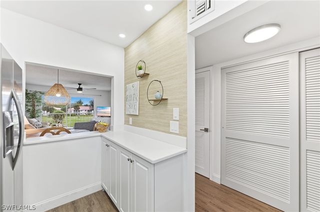 300 Forest Lakes BLVD 312, Naples, FL 34105