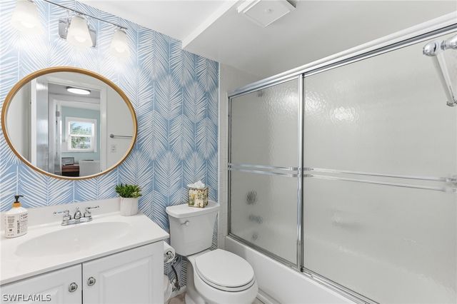 300 Forest Lakes BLVD 312, Naples, FL 34105