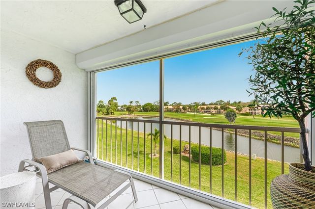 300 Forest Lakes BLVD 312, Naples, FL 34105