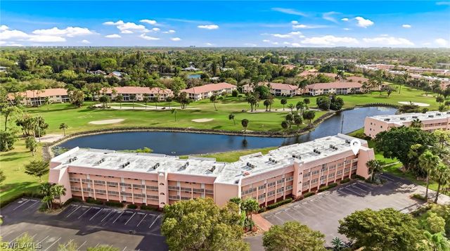 300 Forest Lakes BLVD 312, Naples, FL 34105