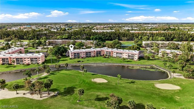 300 Forest Lakes BLVD 312, Naples, FL 34105