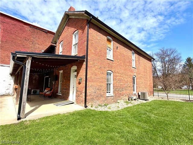 605 Putnam Avenue, Zanesville, OH 43701