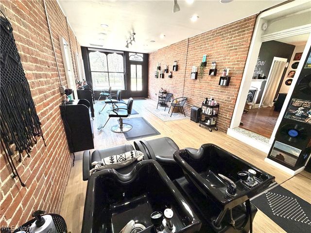 605 Putnam Avenue, Zanesville, OH 43701