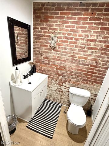 605 Putnam Avenue, Zanesville, OH 43701