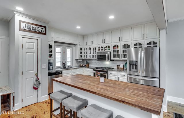 1013 Fairway Cove, Brandon, MS 39047