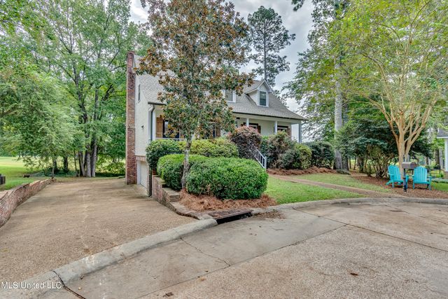 1013 Fairway Cove, Brandon, MS 39047