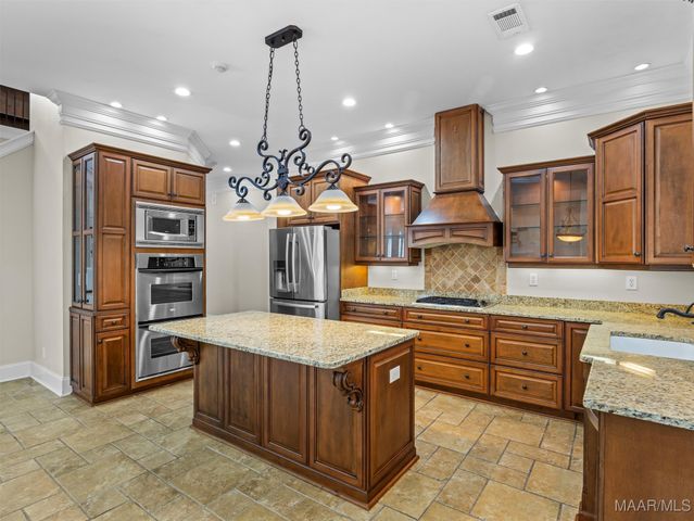 3900 TURNING LEAF Loop, Montgomery, AL 36116