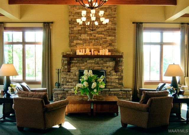 3900 TURNING LEAF Loop, Montgomery, AL 36116