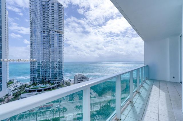 100 Bayview Dr 208, Sunny Isles Beach, FL 33160