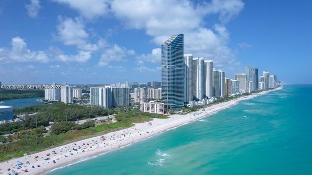 100 Bayview Dr 208, Sunny Isles Beach, FL 33160