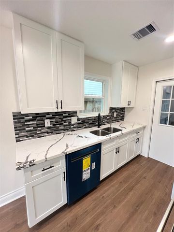5303 Ingomar Way, Houston, TX 77053
