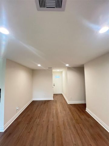 5303 Ingomar Way, Houston, TX 77053