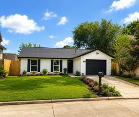 5303 Ingomar Way, Houston, TX 77053