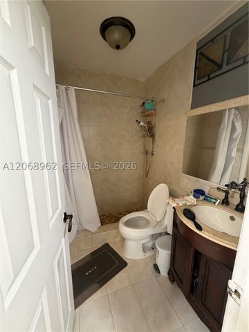 15171 SW 70th St, Miami, FL 33193