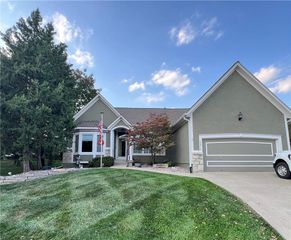12914 Travis Court, Overland Park, KS 66209