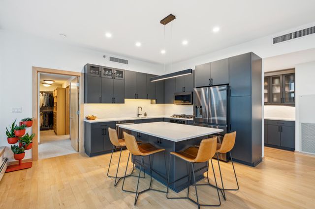 1120 S 2nd Street 408, Minneapolis, MN 55415