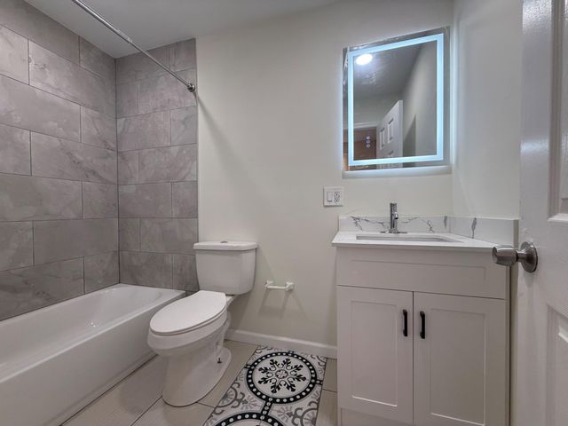 1743 ORTHODOX ST, Philadelphia, PA 19124
