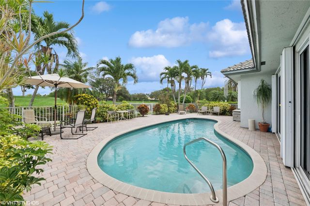 11709 Highland Pl, Coral Springs, FL 33071