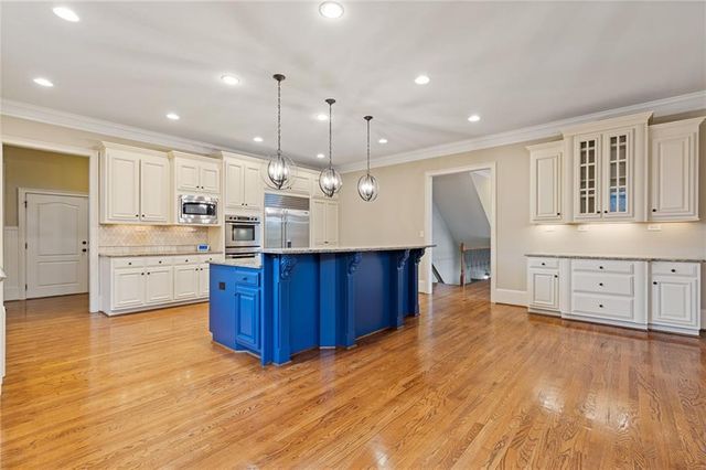 560 Arcaro Drive, Alpharetta, GA 30004