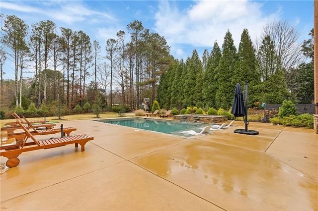 560 Arcaro Drive, Alpharetta, GA 30004