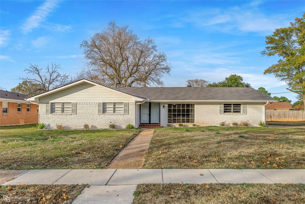 2425 Belmont Boulevard, Bossier City, LA 71111