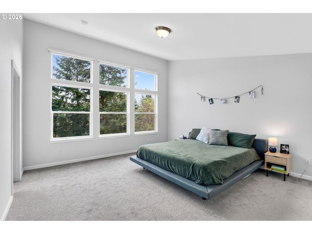 717 Ne 382ND St, La Center, WA 98629