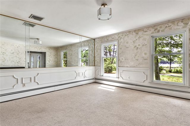 14 Reservoir Avenue, Johnston, RI 02919