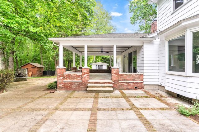 14 Reservoir Avenue, Johnston, RI 02919