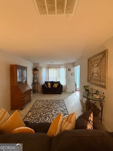 11045 Southwood Drive, Hampton, GA 30228