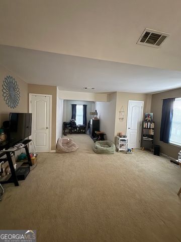 11045 Southwood Drive, Hampton, GA 30228