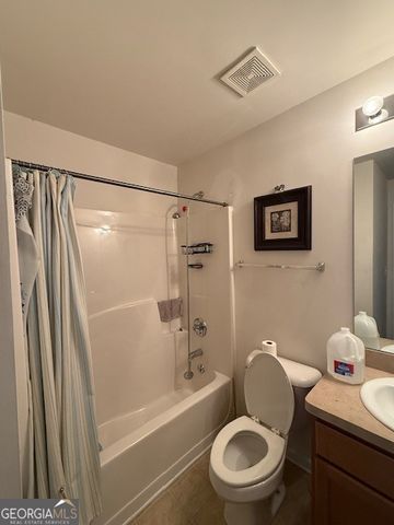 11045 Southwood Drive, Hampton, GA 30228