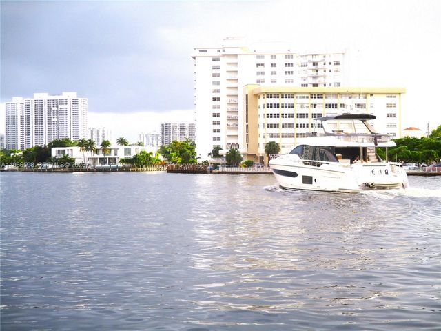 1825 S Ocean Dr 505, Hallandale Beach, FL 33009