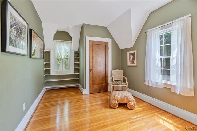 109 Euclid Terrace, Syracuse, NY 13210