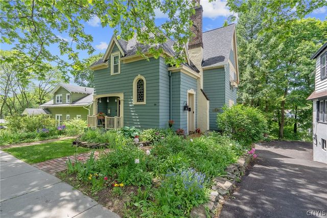 109 Euclid Terrace, Syracuse, NY 13210