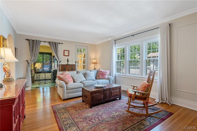 109 Euclid Terrace, Syracuse, NY 13210