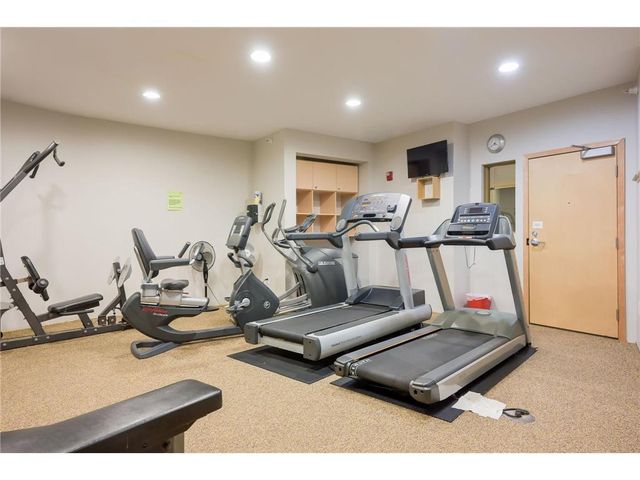7601 Aldrich Avenue S 215, Richfield, MN 55423
