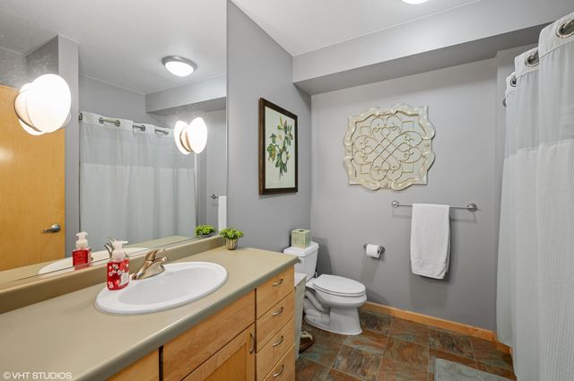 7601 Aldrich Avenue S 215, Richfield, MN 55423