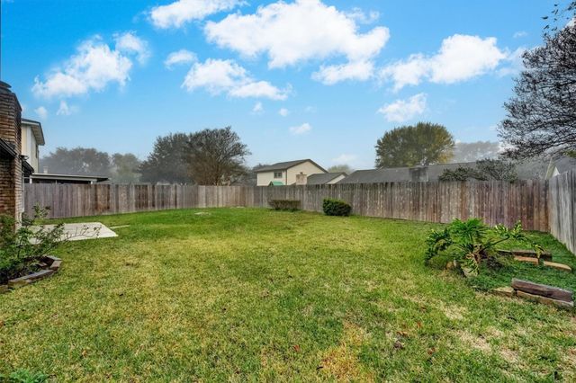 10118 Fernstone Lane, Houston, TX 77070