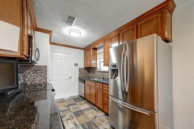 10118 Fernstone Lane, Houston, TX 77070