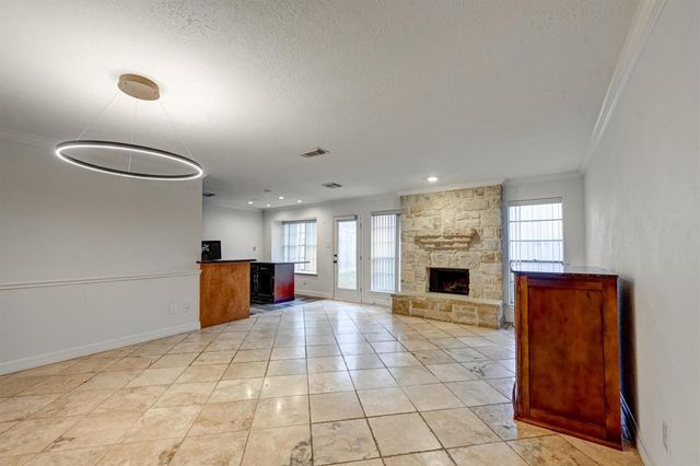 10118 Fernstone Lane, Houston, TX 77070