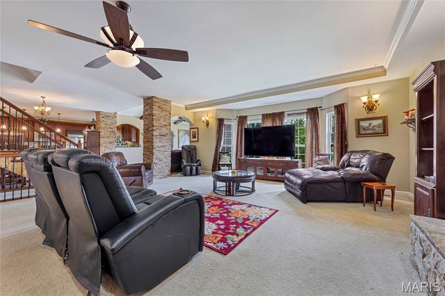 5025 Edinburg Court, Columbia, IL 62236