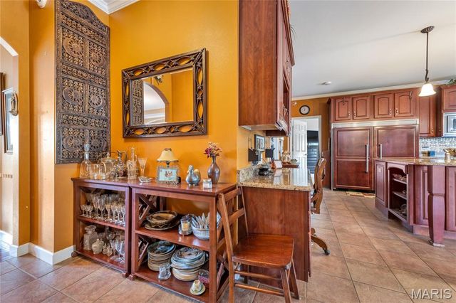 5025 Edinburg Court, Columbia, IL 62236