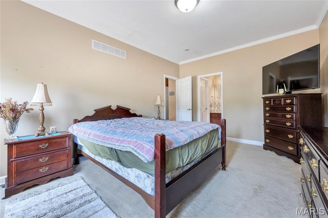 5025 Edinburg Court, Columbia, IL 62236