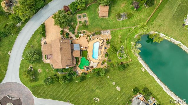 5025 Edinburg Court, Columbia, IL 62236