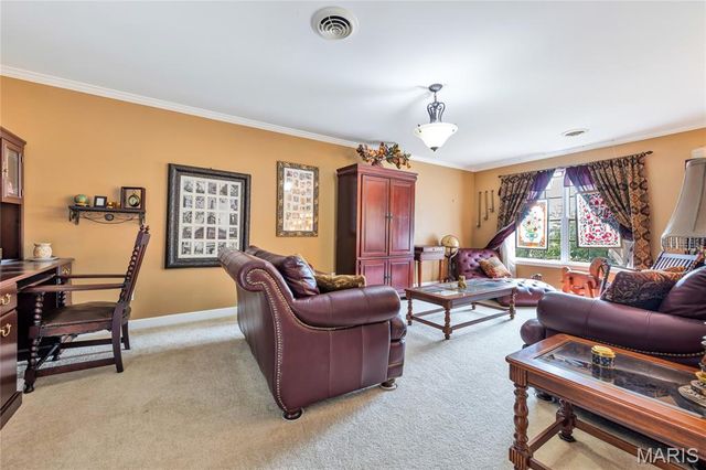 5025 Edinburg Court, Columbia, IL 62236