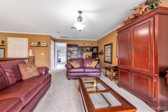 5025 Edinburg Court, Columbia, IL 62236