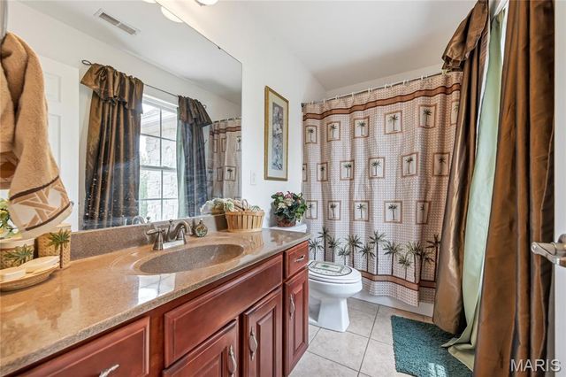 5025 Edinburg Court, Columbia, IL 62236