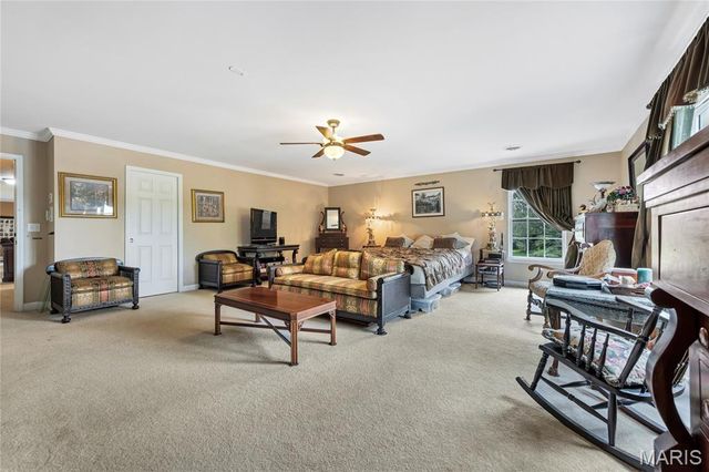 5025 Edinburg Court, Columbia, IL 62236