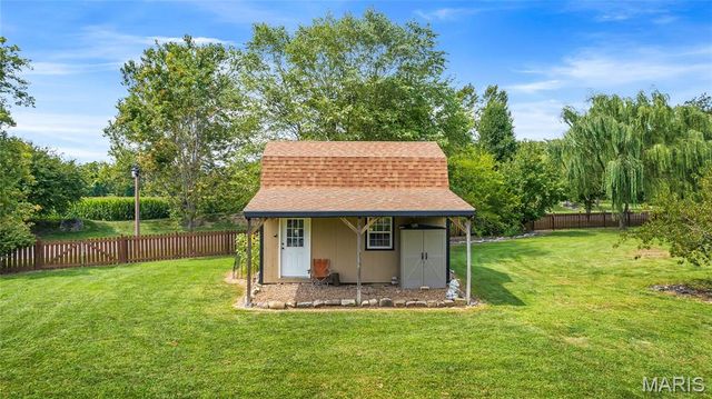 5025 Edinburg Court, Columbia, IL 62236