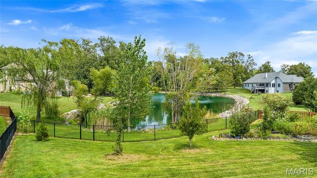 5025 Edinburg Court, Columbia, IL 62236